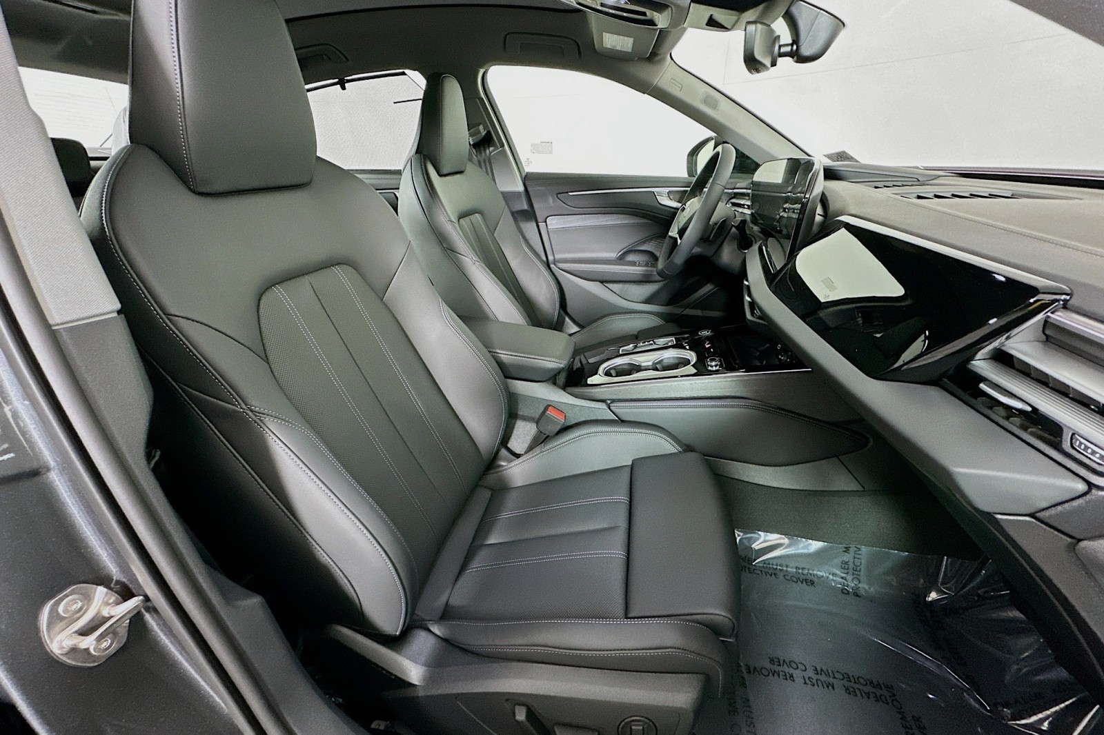 New 2026 Daytona Gray Pearl Effect Audi Premium Plus image 8