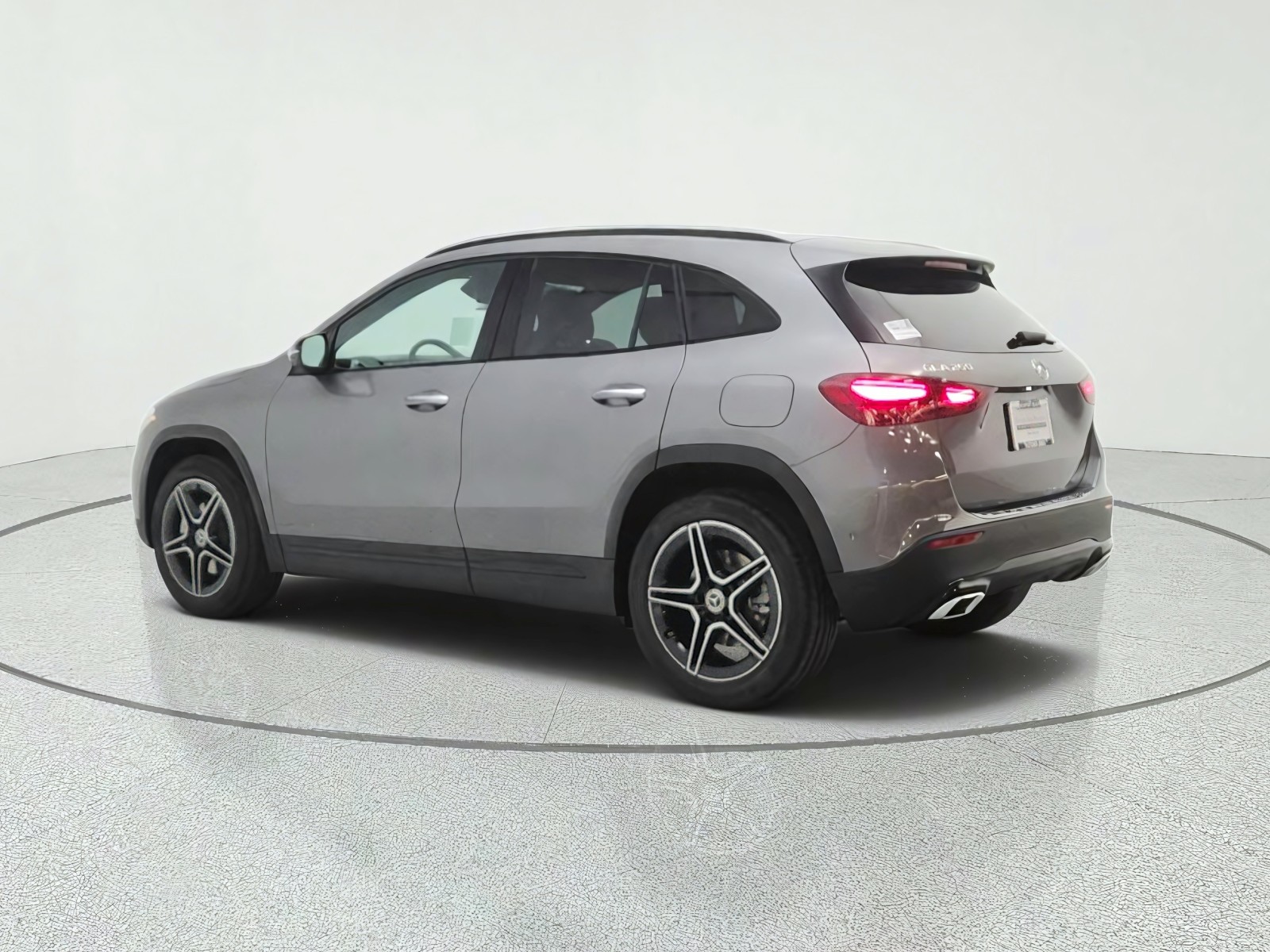 New 2026 Mountain Grey Metallic Mercedes-Benz GLA 250 SUV image 7