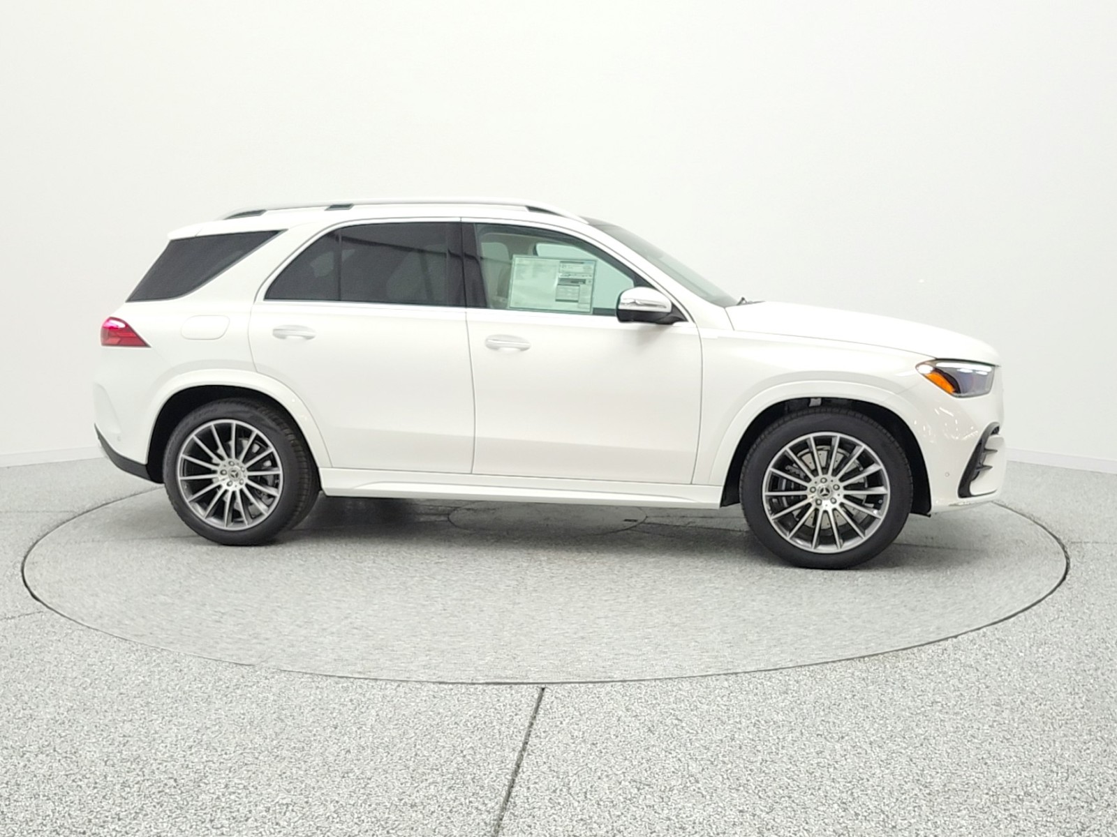 New 2026 Polar White Mercedes-Benz GLE 450 4MATIC® SUV image 4