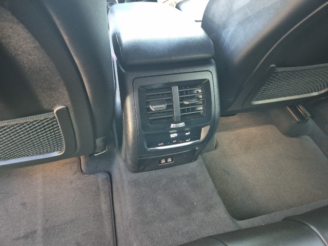 BMWX338