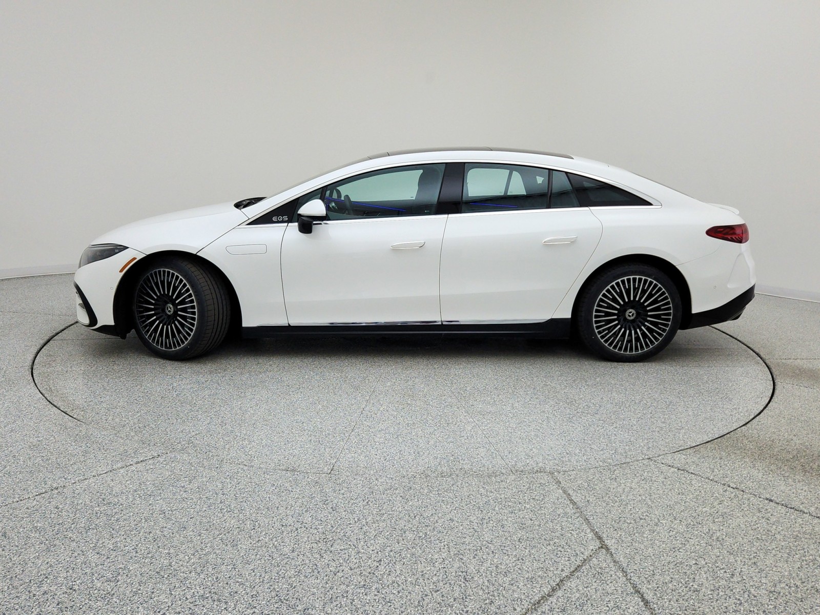 Certified Used 2023 Polar White Mercedes-Benz EQS 580 image 8