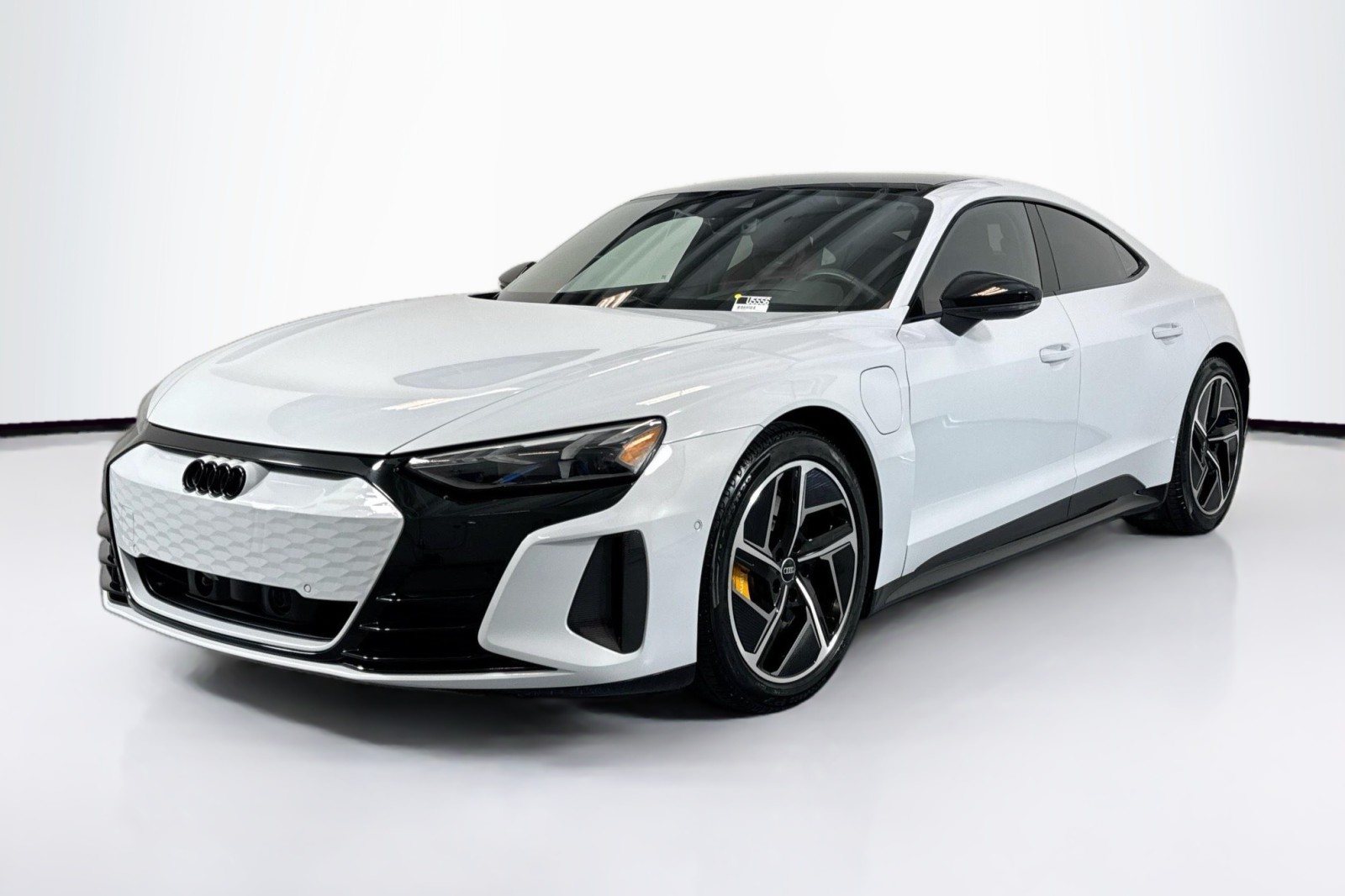 2024 Audi RS e-tron GT 