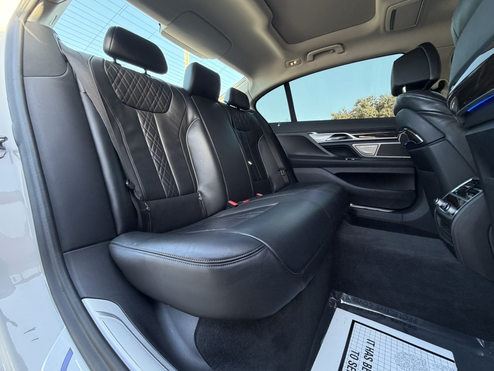 2020 BMW 740i - $21,677