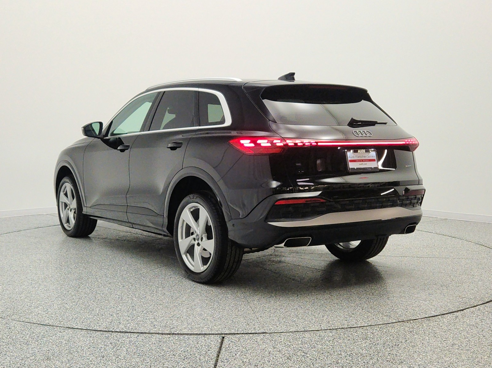 Used 2025 Mythos Black Metallic Audi Premium Plus image 7