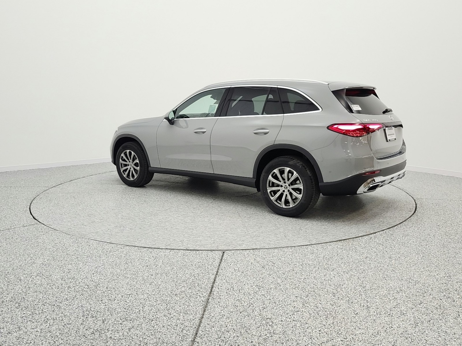 New 2026 MANUFAKTUR Alpine Grey Mercedes-Benz GLC 300 image 7