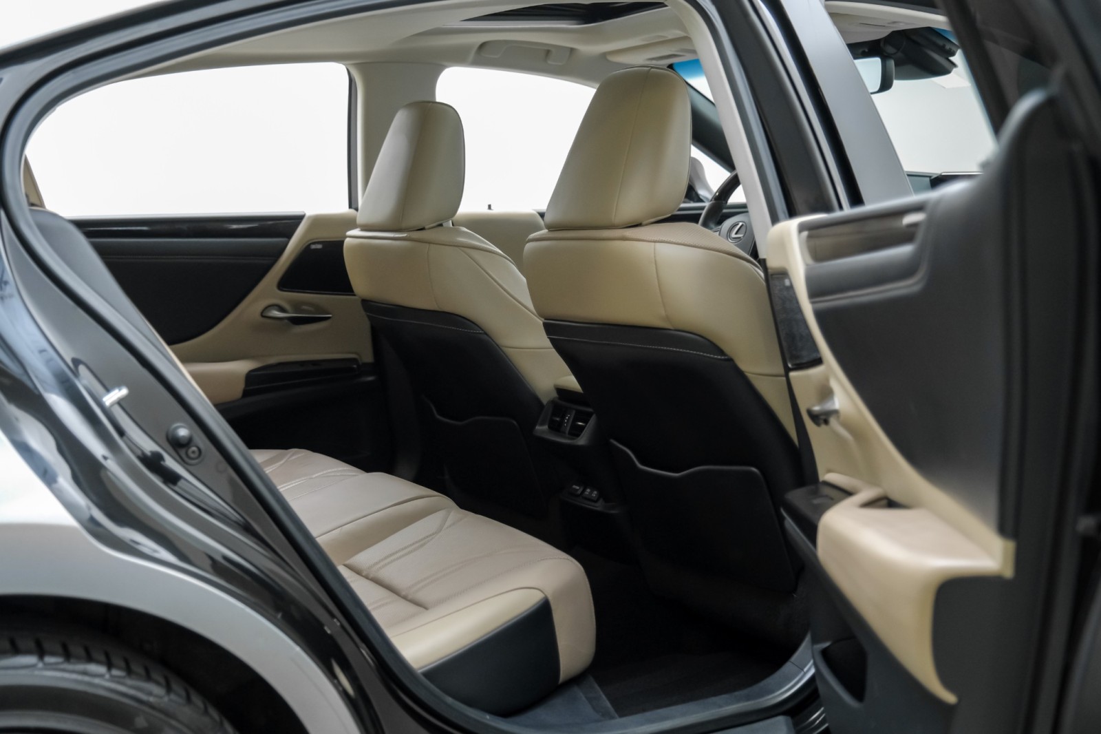 2020 Lexus ES 350 Luxury BlindSpot NavMarkLevAudio LEDLights Htd 40