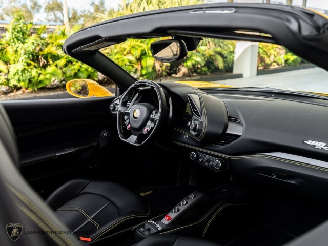 Ferrari 488 Spider