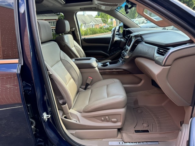 2018 Chevrolet Suburban LT 17