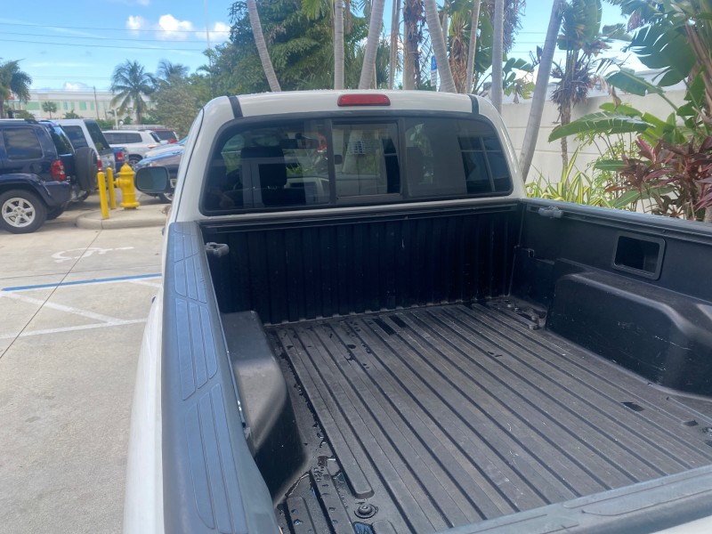 2005 Toyota Tacoma LOW MILES 58,735 X CAB in , 