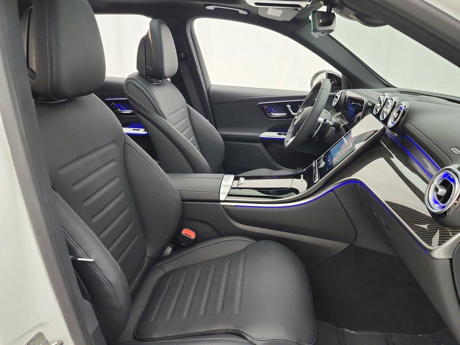 New 2027 Polar White Mercedes-Benz AMG® GLC 53 4MATIC+ SUV image 14