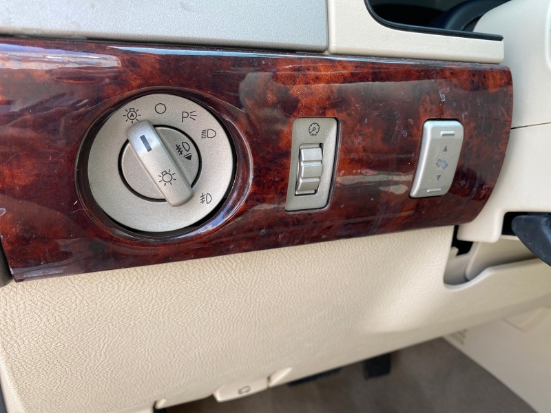 2004 Lincoln Navigator LOW MILES 67,511 SUNROOF in ,