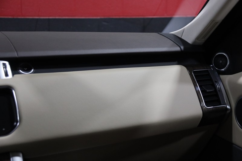 2016 Land Rover Range Rover Sport V8 Supercharged 4dr Suv in ,