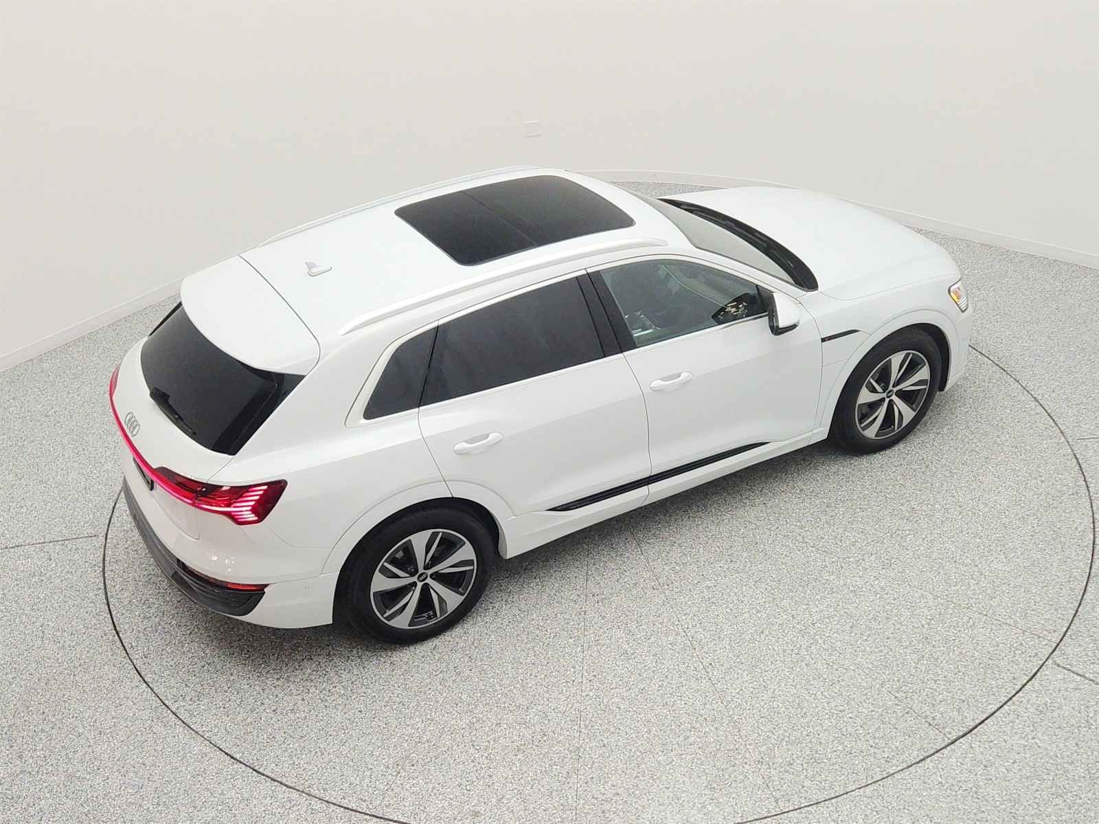 Used 2024 Glacier White Metallic Audi Premium Plus quattro image 26