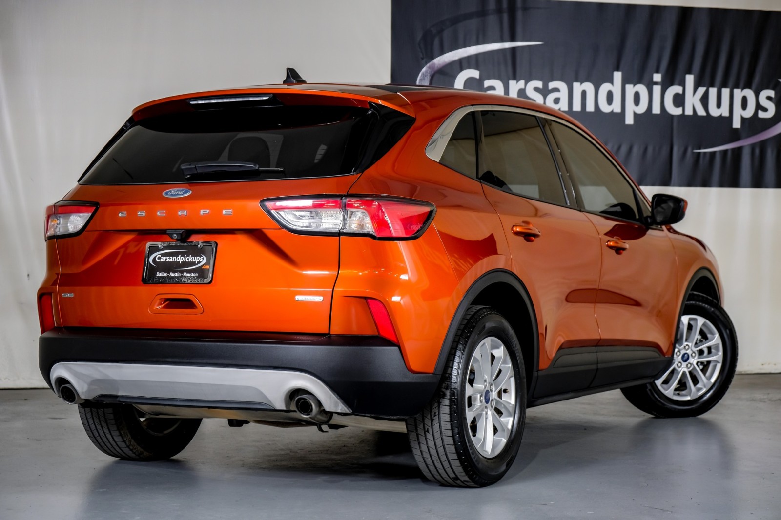 2020 Ford Escape SE 8