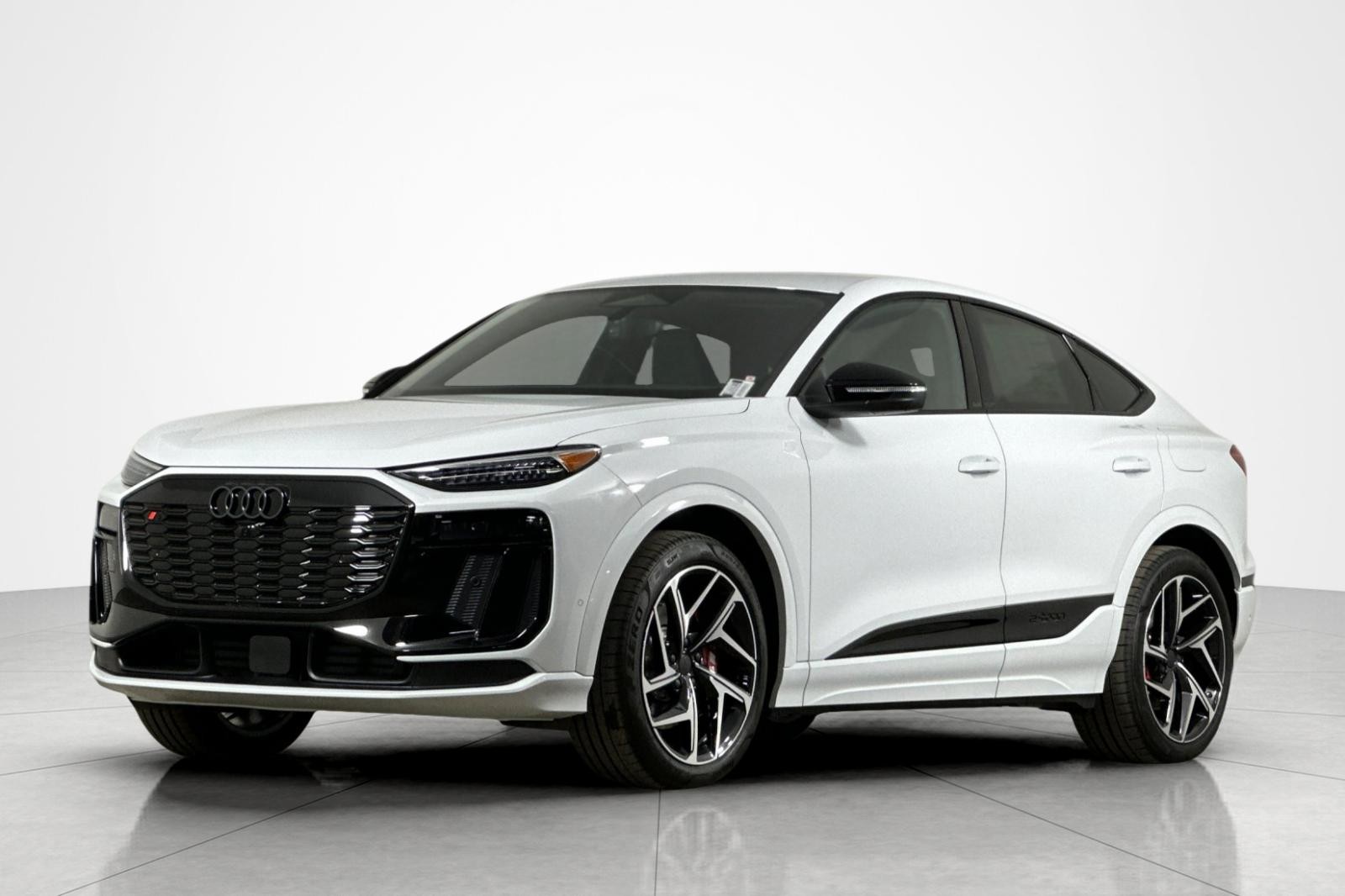 2027 Audi SQ6 e-tron Sportback 2027 Audi SQ6 e-tron Sportback Premium Plus quattro SUV