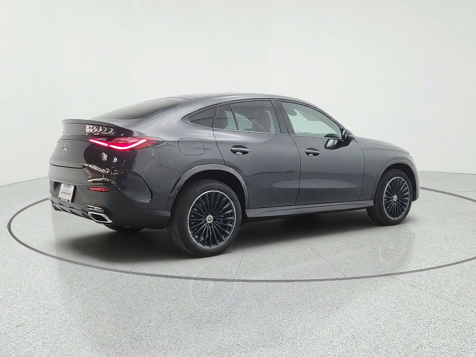 New 2027 Graphite Grey Metallic Mercedes-Benz GLC 300 4MATIC® Coupe image 5