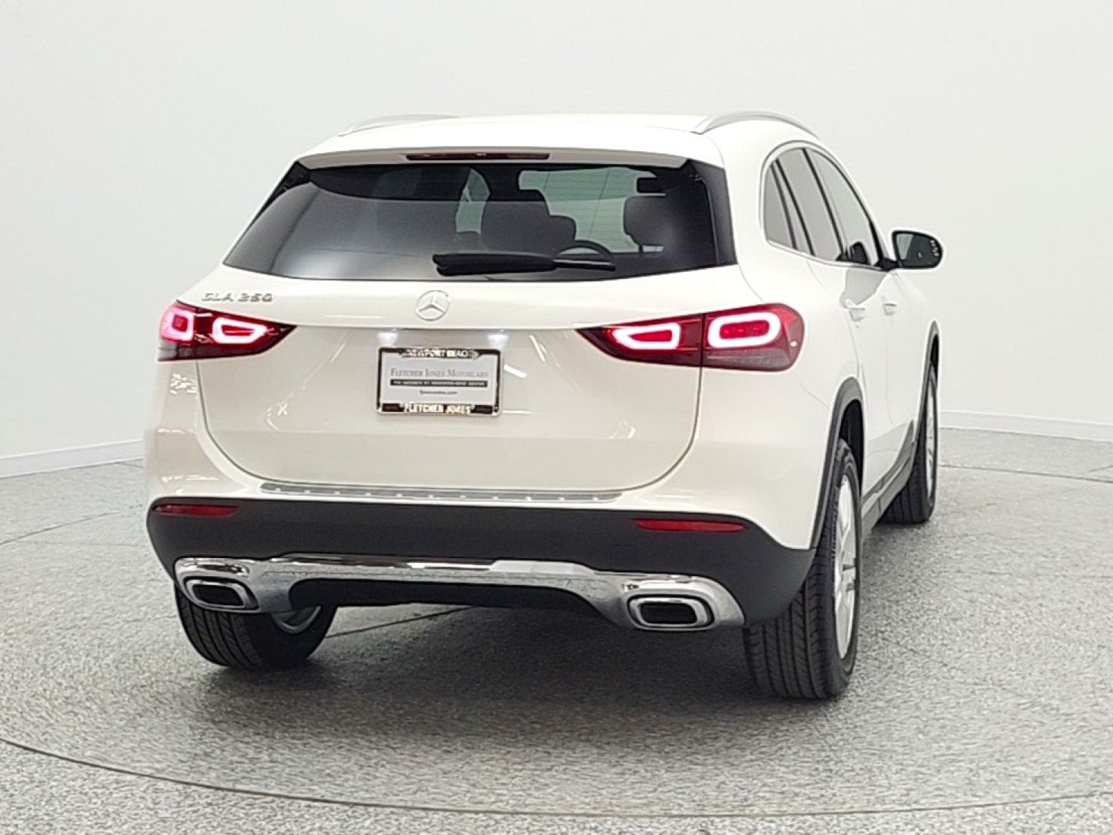 Certified Used 2022 Polar White Mercedes-Benz GLA 250 SUV image 6