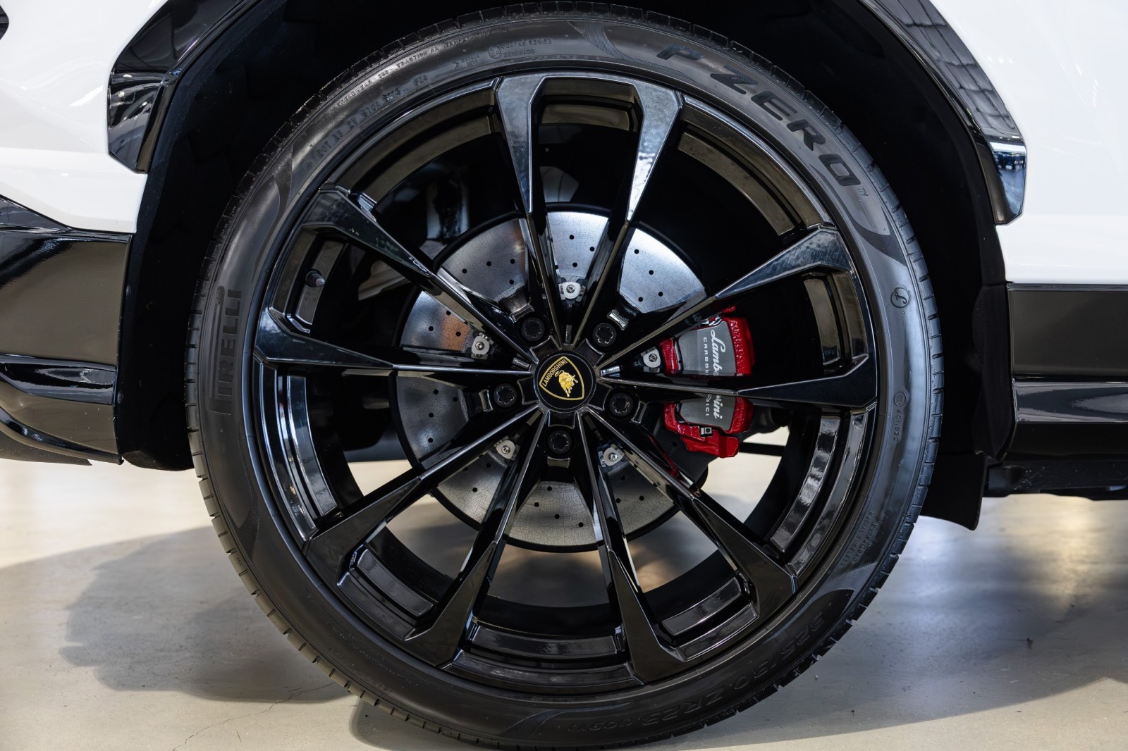 Used Car 2022 Lamborghini Urus  For Sale Under $230,000 In Boerne, Texas