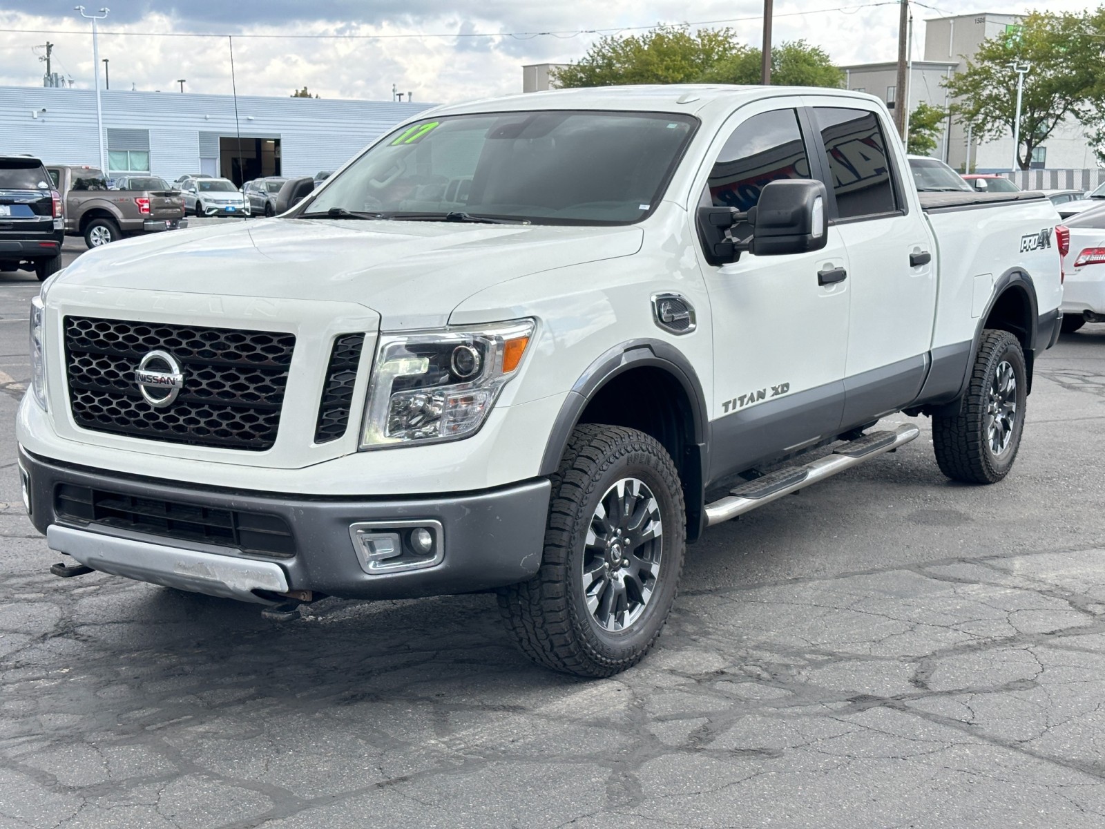 2017 Nissan Titan XD PRO-4X 17