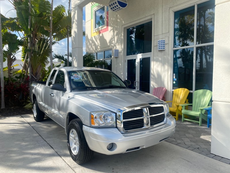 2006 Dodge Dakota SLT CLUB CAB LOW MILES 55,990 in , 