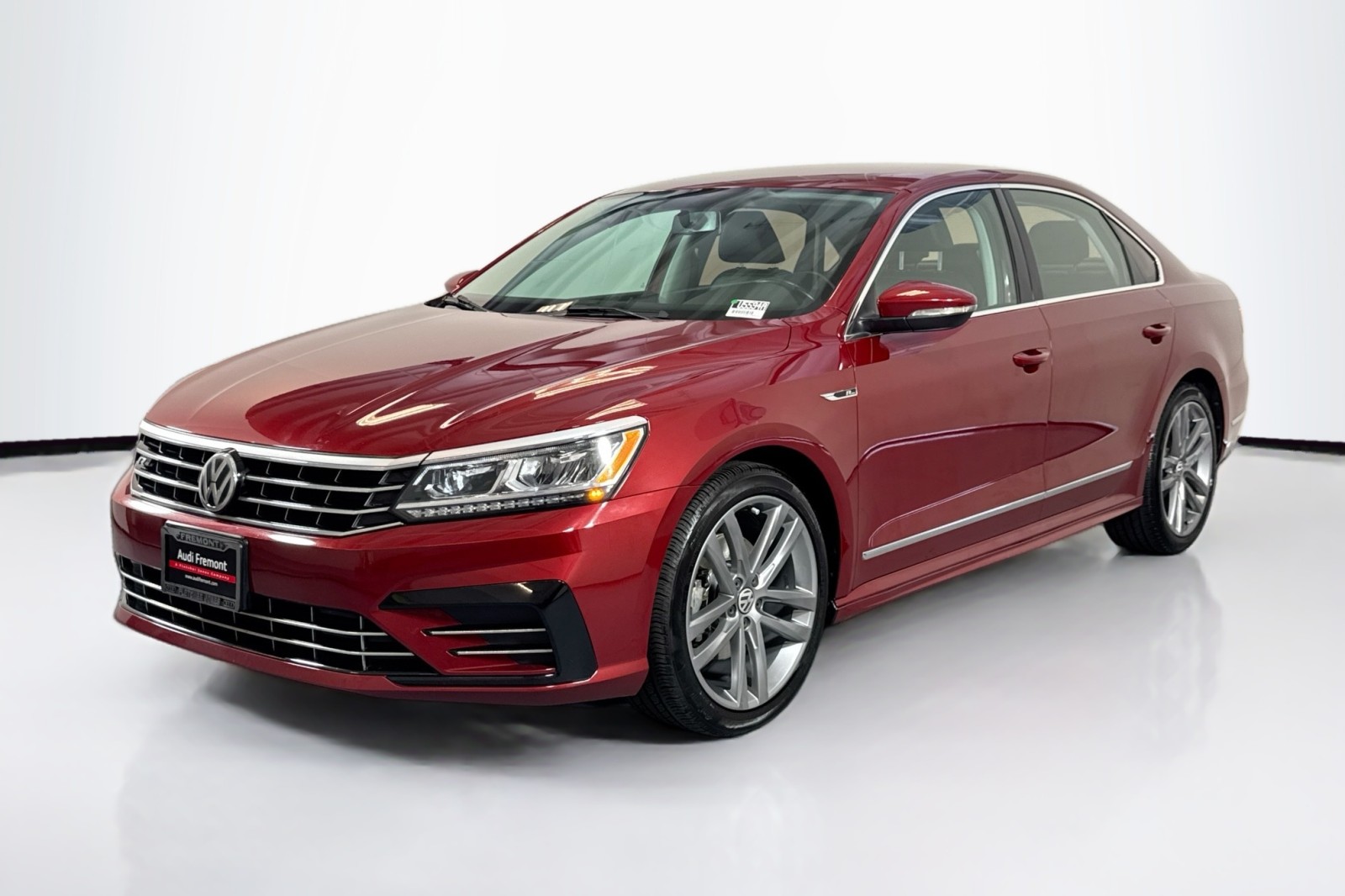 2017 Volkswagen Passat R-Line w/Comfort Pkg
