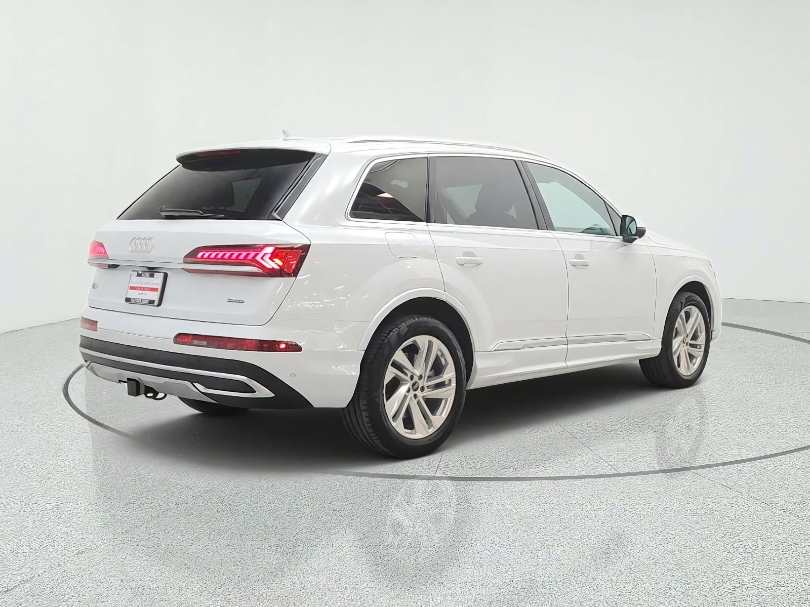Used 2023 Glacier White Metallic Audi Premium Plus 55 TFSI quattro image 5