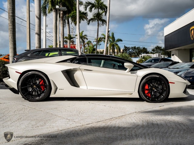 Lamborghini Aventador