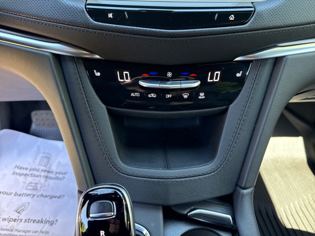CadillacXT527