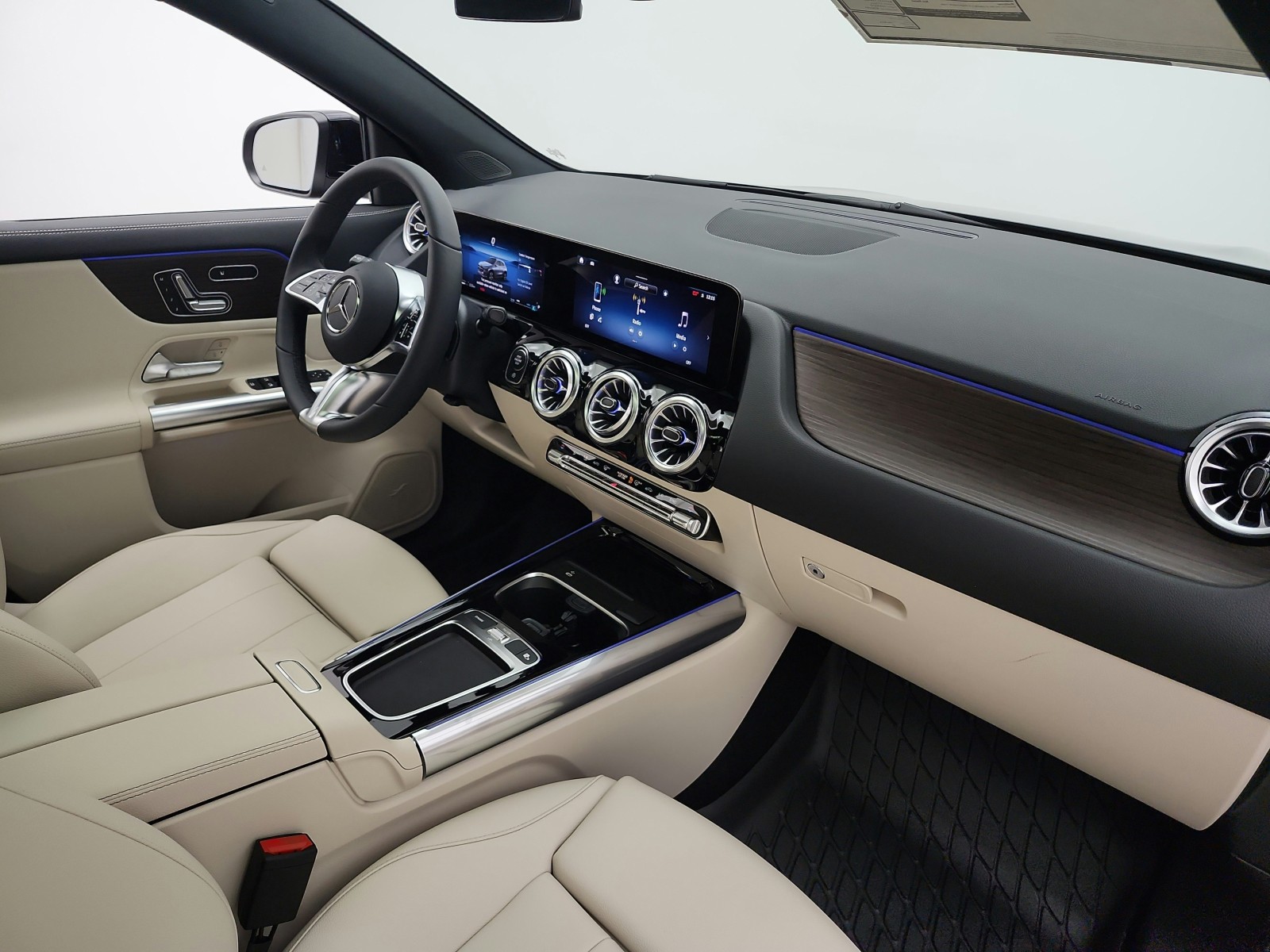 New 2026 Night Black Mercedes-Benz GLA 250 image 14