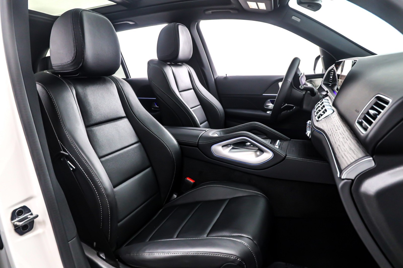 New 2026 Polar White Mercedes-Benz GLE 350 image 7