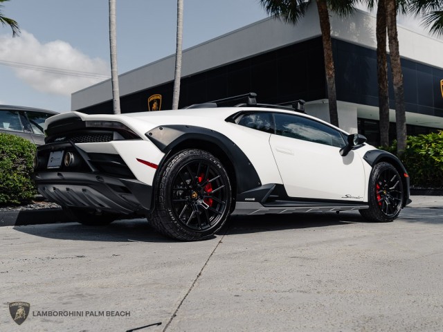 Lamborghini Huracan Sterrato