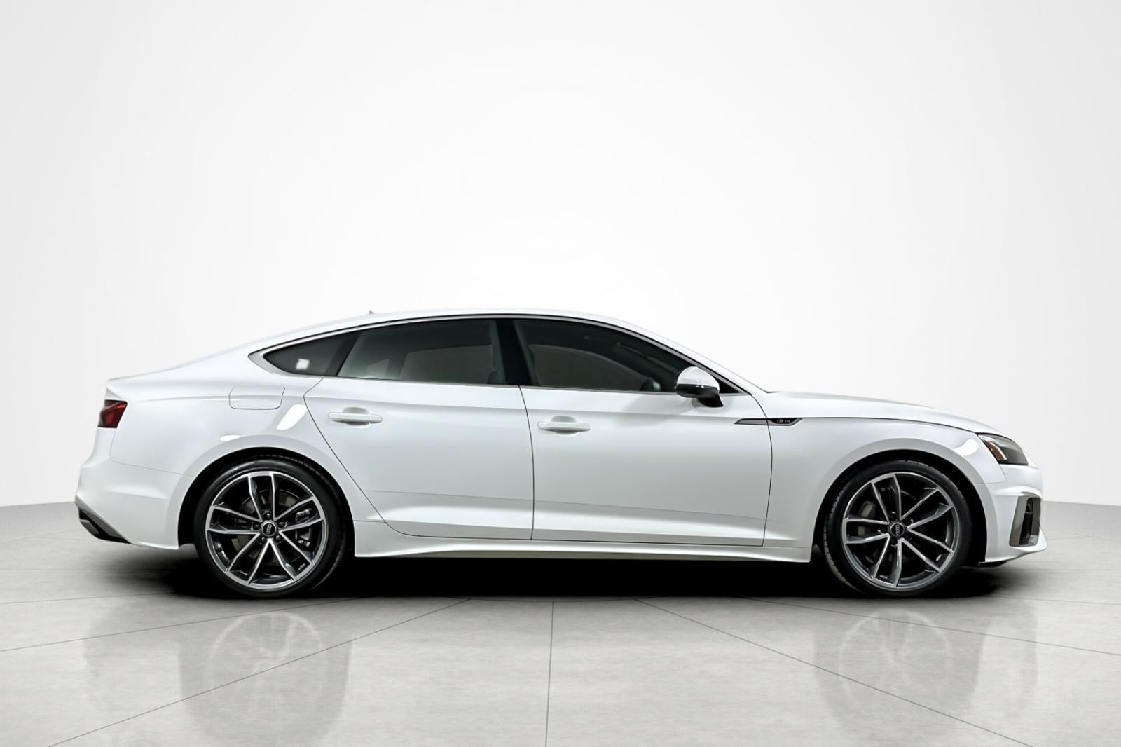 Used 2023 Ibis White Audi S line Premium Plus 45 TFSI quattro image 6
