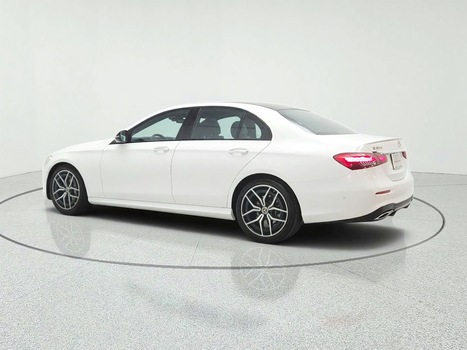 Certified Used 2022 Polar White Mercedes-Benz E 350 RWD Sedan image 7