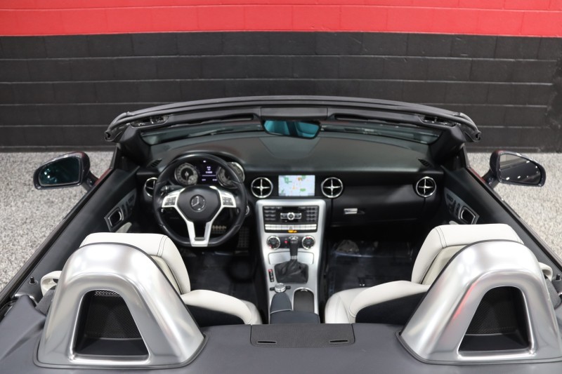 2013 Mercedes-Benz SLK 250 AMG Sport 2dr Roadster in ,