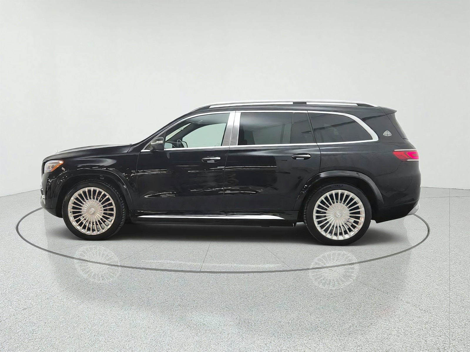 Certified Used 2021 Obsidian Black Metallic Mercedes-Benz Maybach GLS 600 4MATIC® SUV image 8