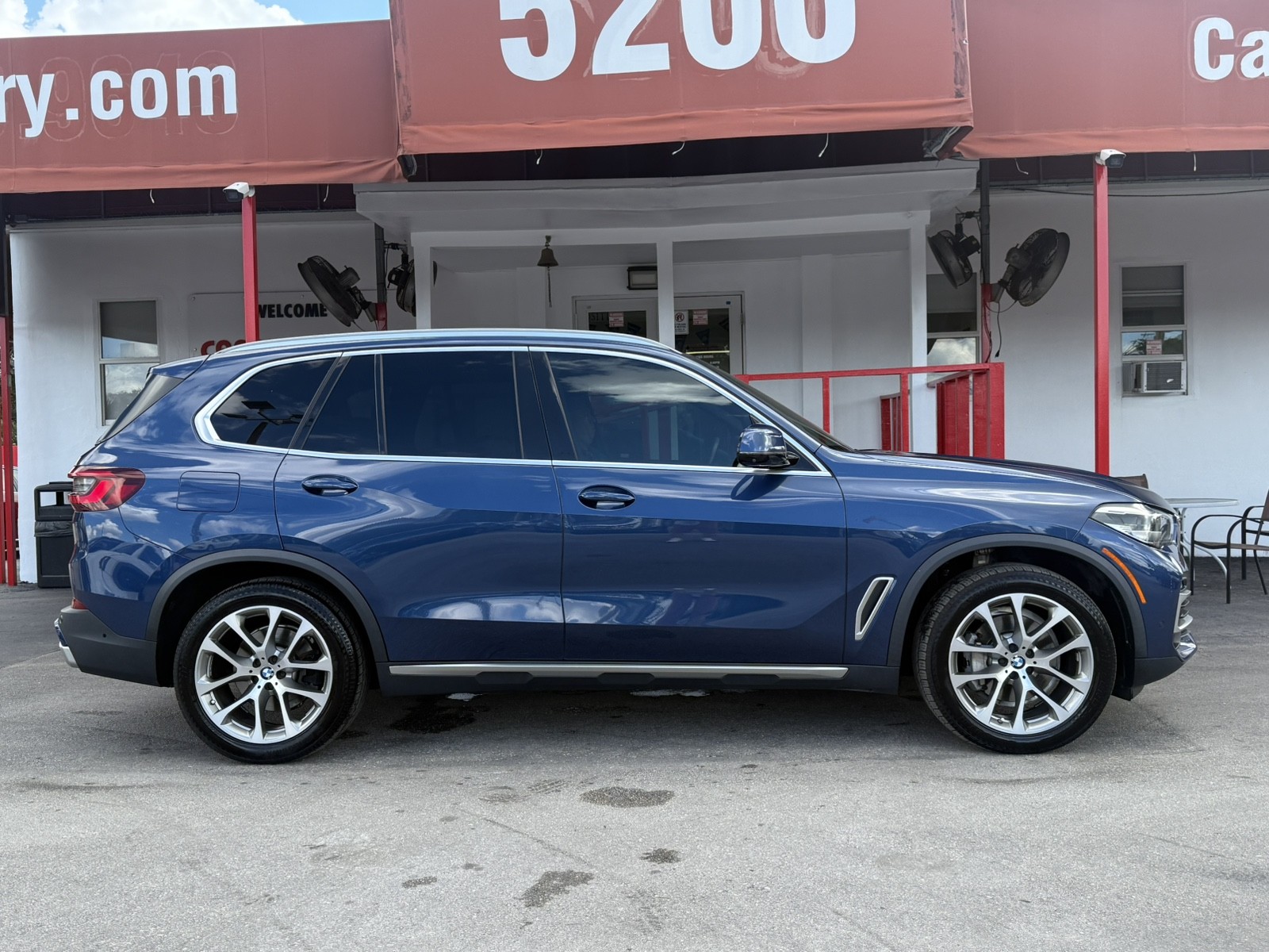 2021 BMW X5 - $27,477