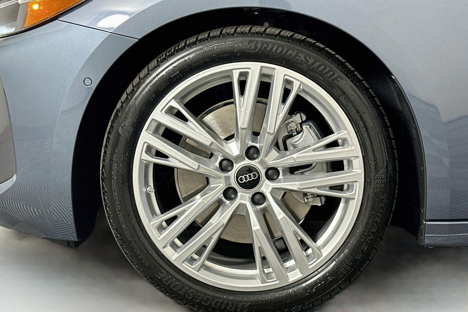 New 2026 Horizon Blue Metallic Audi Premium image 10