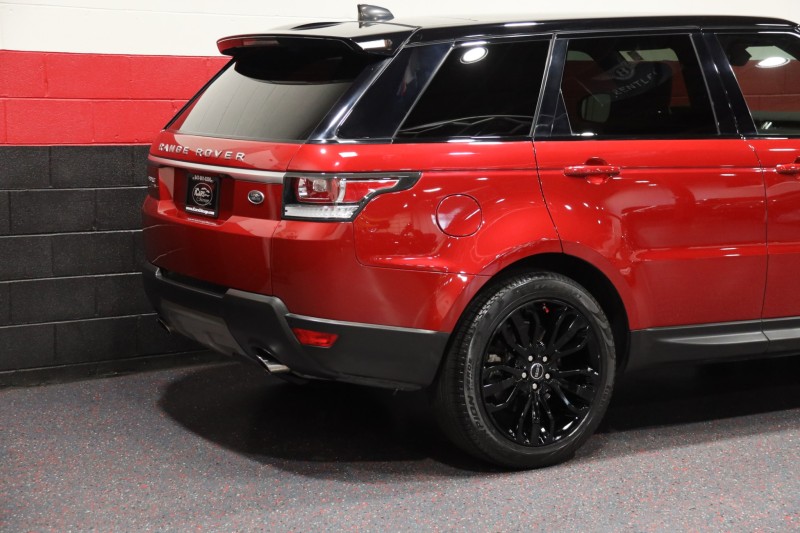 2017 Land Rover Range Rover Sport V6 Supercharged SE 4dr Suv in , 