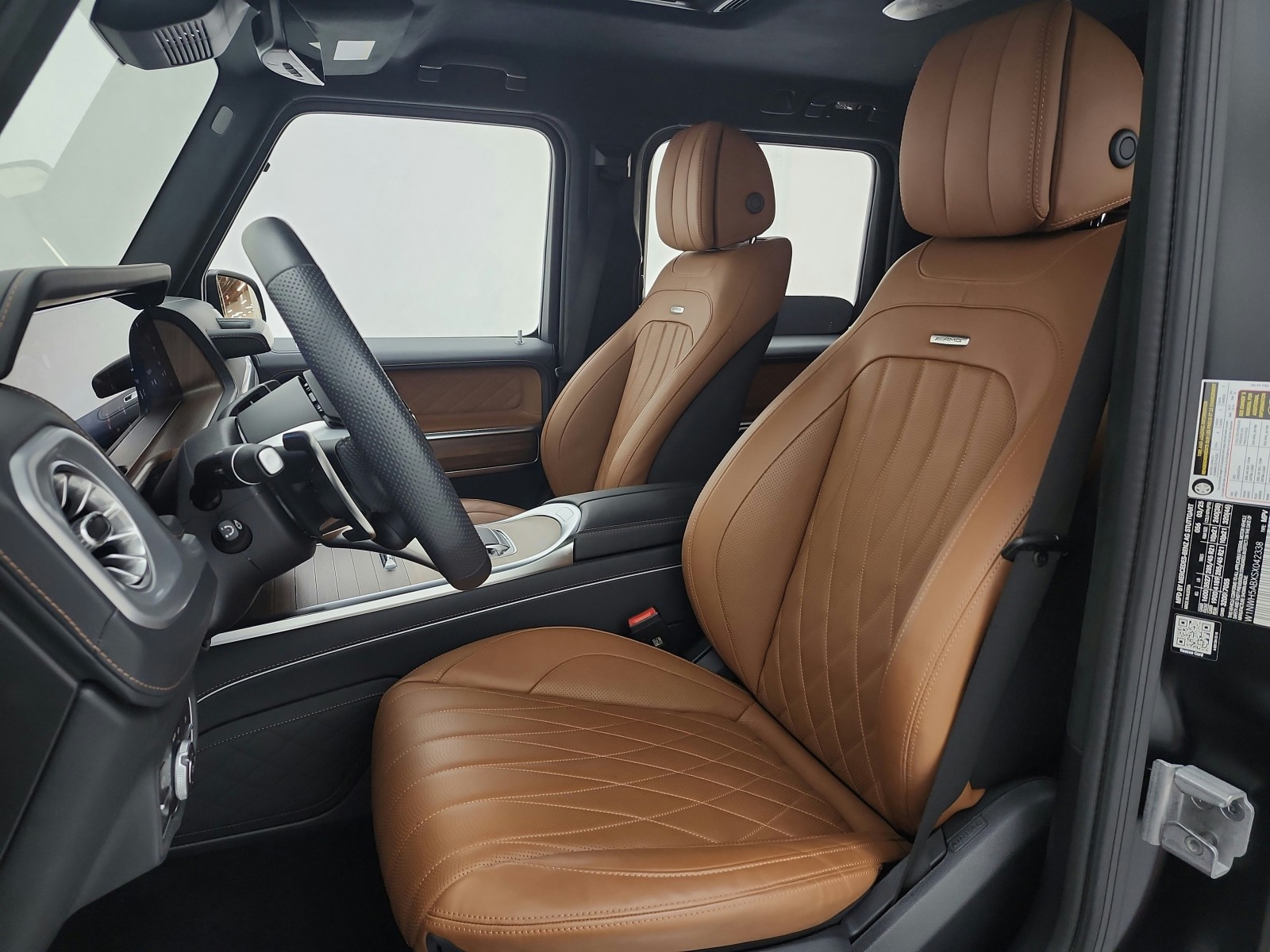 Certified Used 2025 MANUFAKTUR Night Black magno Mercedes-Benz AMG® G 63 SUV image 14