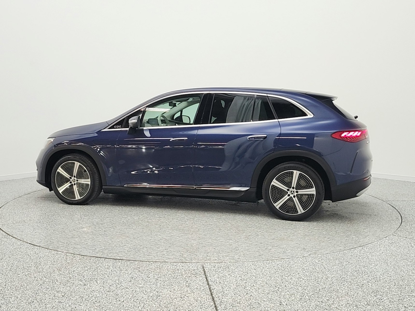 Used 2023 Twilight Blue Metallic Mercedes-Benz EQE 350 4MATIC® SUV image 8