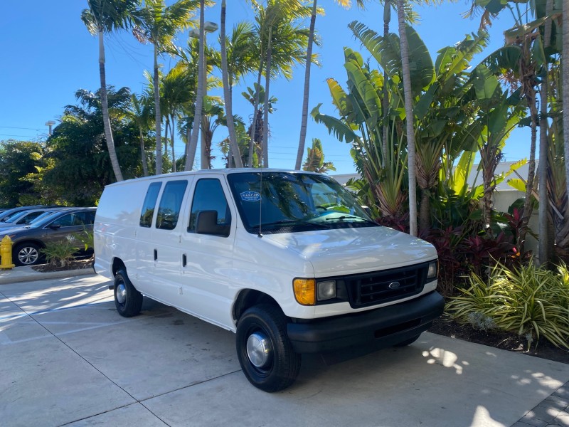 2003 Ford Econoline Cargo Van E 250 SUPER CARGO LOW MILES 67,419 in , 