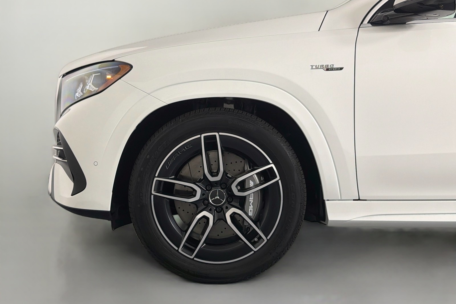 New 2027 Polar White Mercedes-Benz AMG® GLE 53e 4MATIC+ Coupe image 9