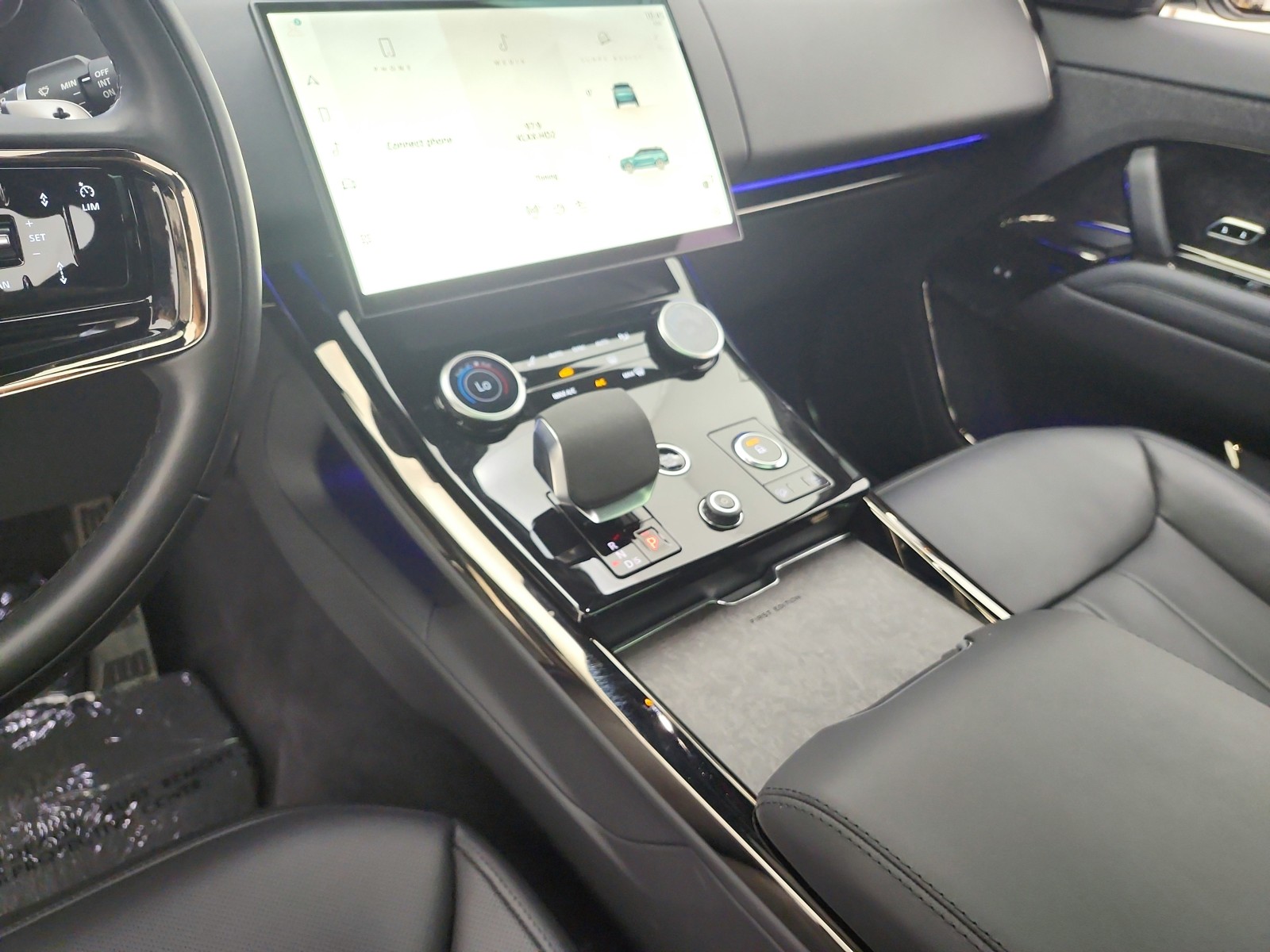 Used 2023 Varesine Blue Metallic Land Rover P530 First Edition image 16