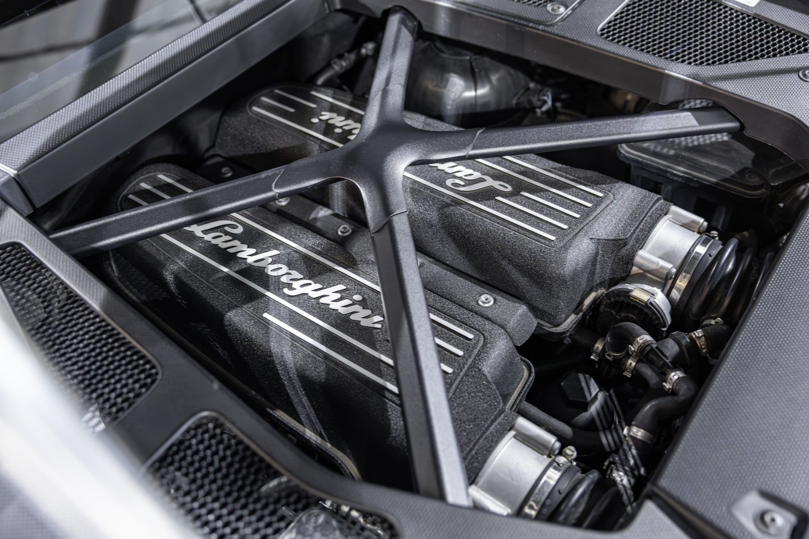 Used Car 2017 Lamborghini Huracan  For Sale Under $220,000 In Boerne, Texas