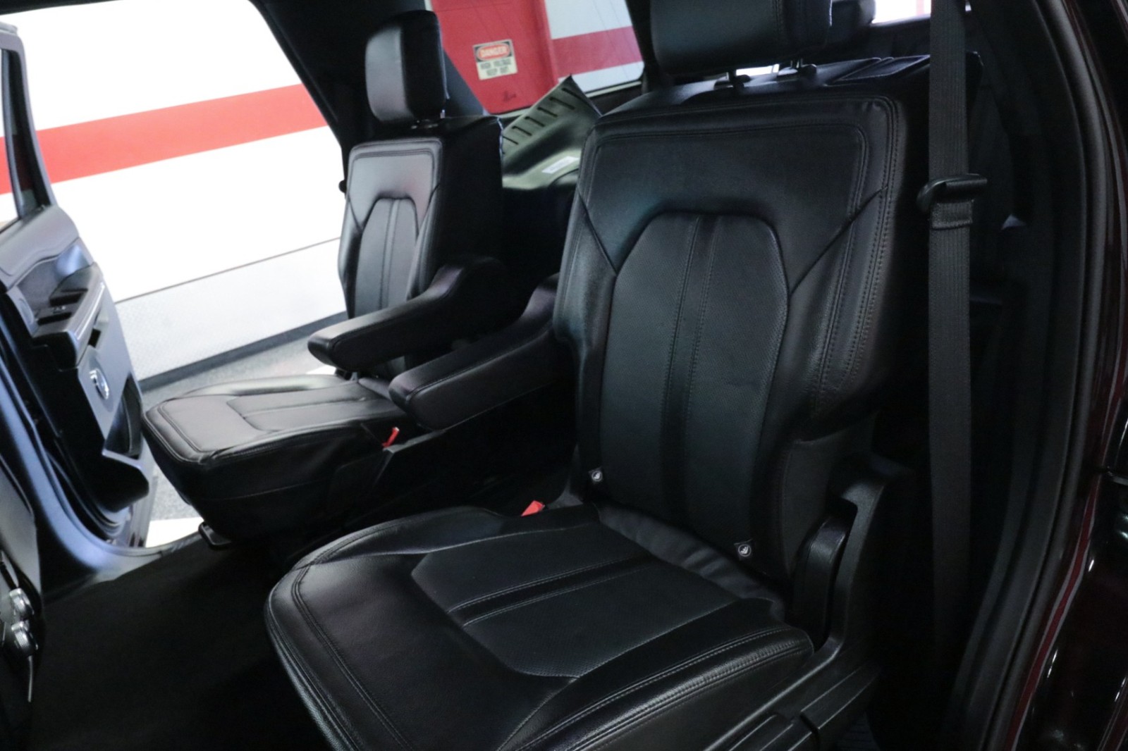 Used Car 2021 Ford Expedition  Limited For Sale Under $35,000 In Austin, Texas