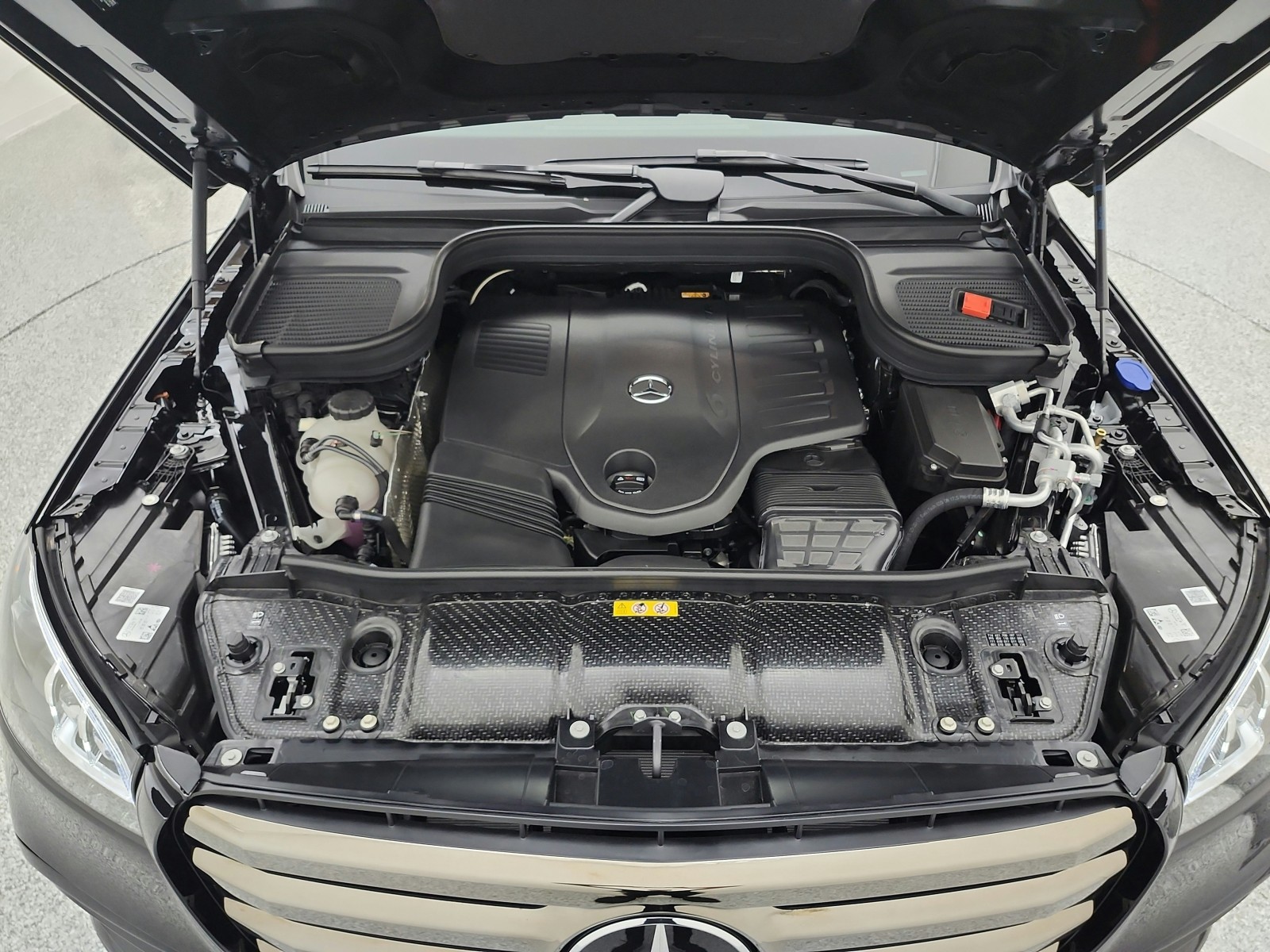 New 2026 Obsidian Black Metallic Mercedes-Benz GLS 450 image 12