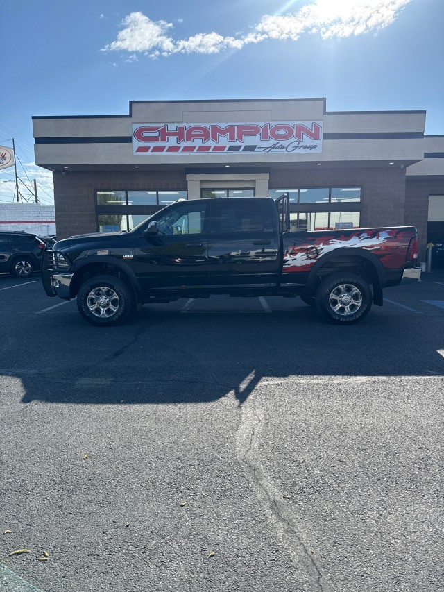 View vehicle photo 2
