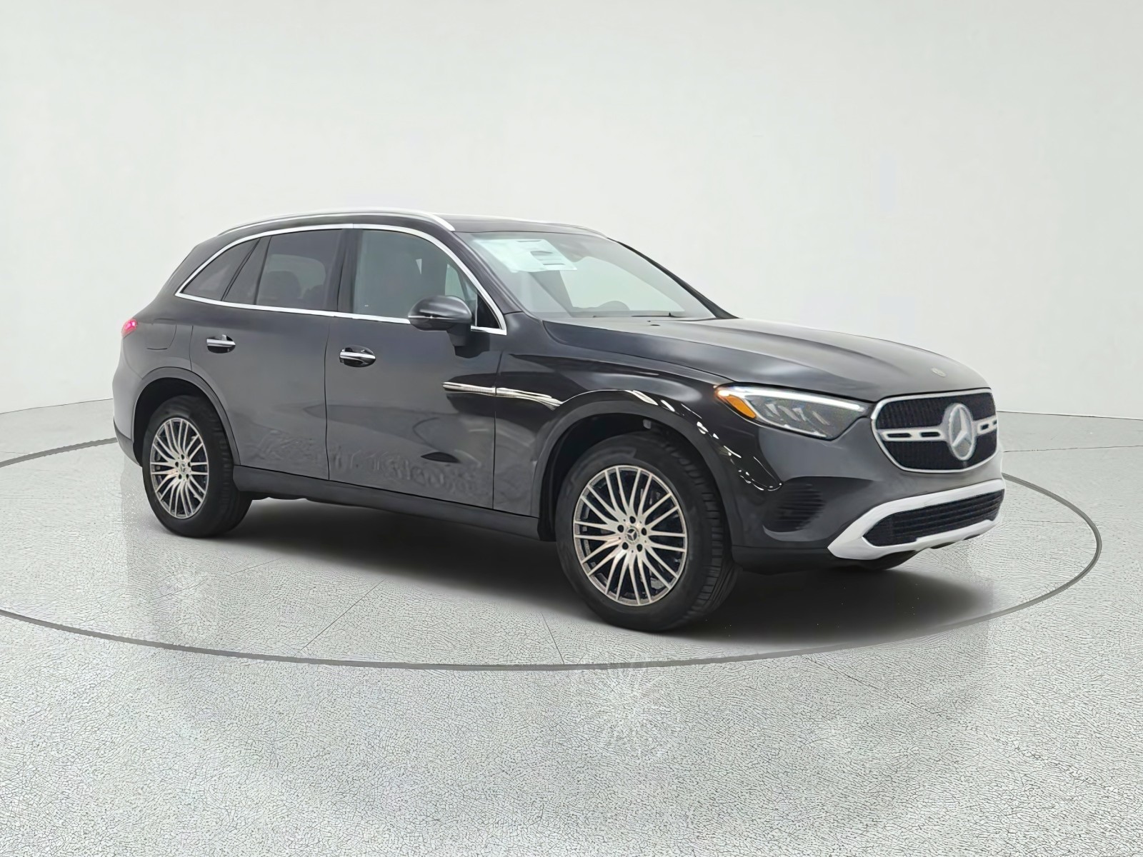New 2027 Graphite Grey Metallic Mercedes-Benz GLC 300 SUV image 3