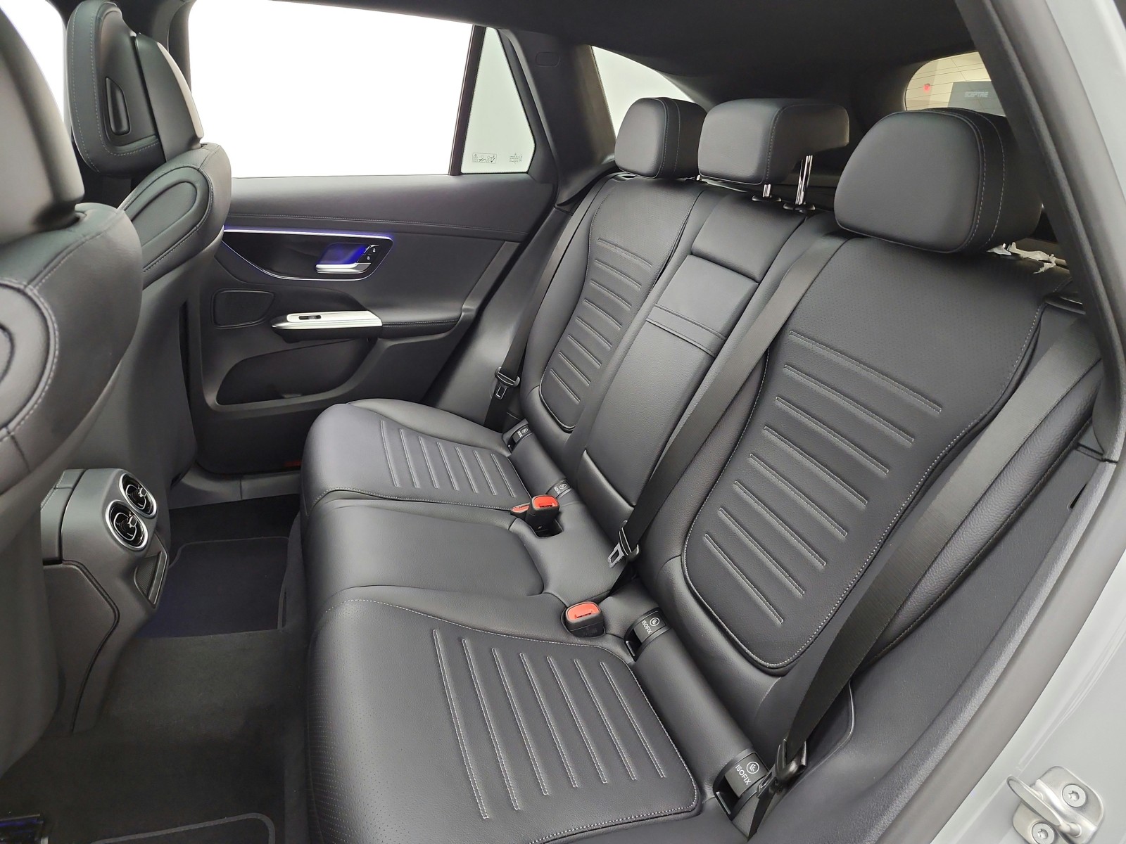 New 2027 MANUFAKTUR Alpine Grey Mercedes-Benz GLC 300 SUV image 11