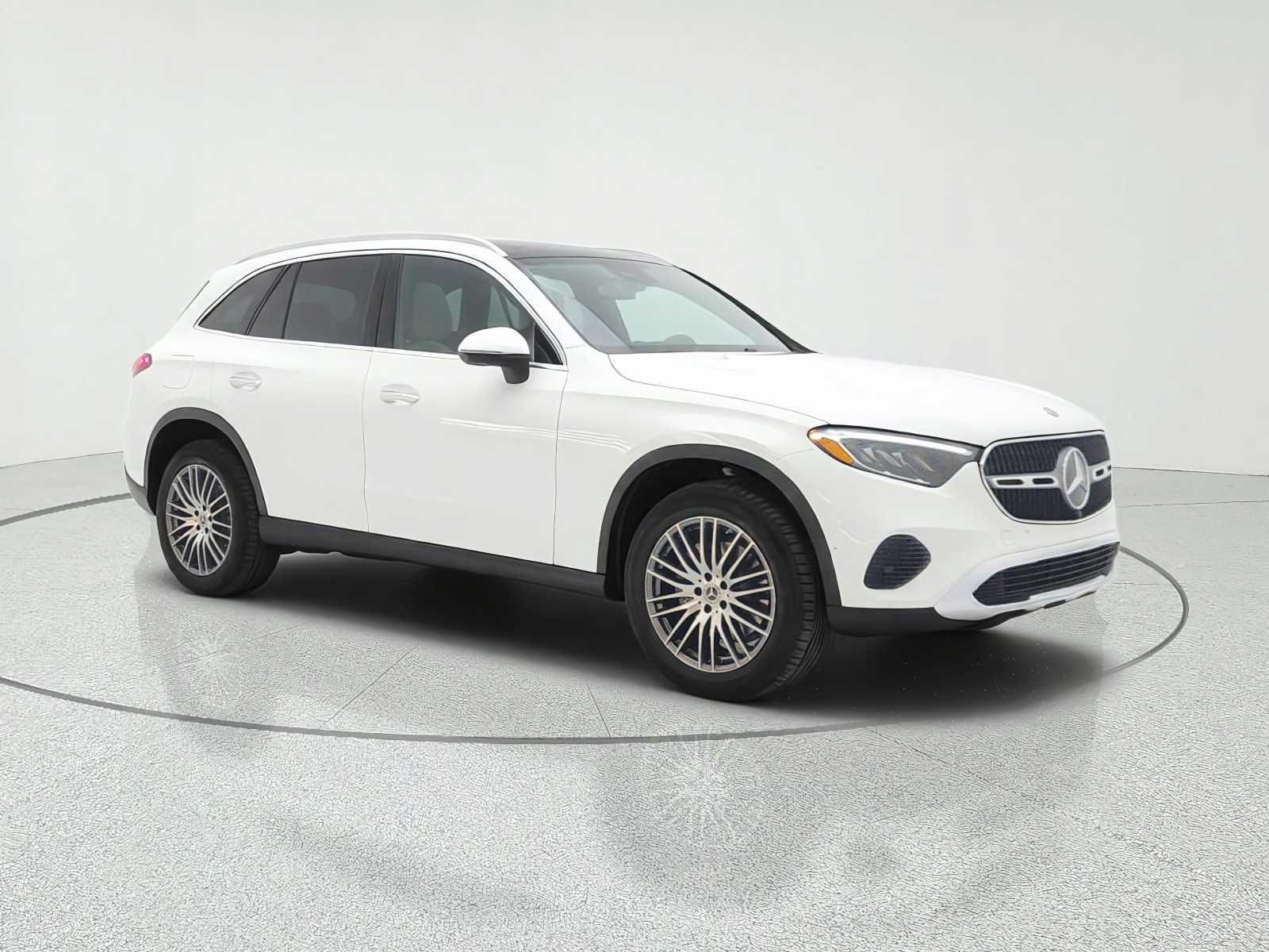 New 2027 Polar White Mercedes-Benz GLC 300 SUV image 3